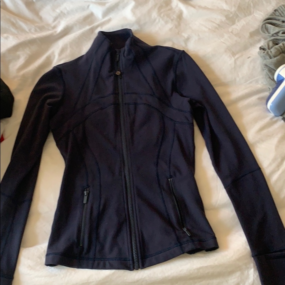 LULU DEFINE JACKET-BASICALLY NEW